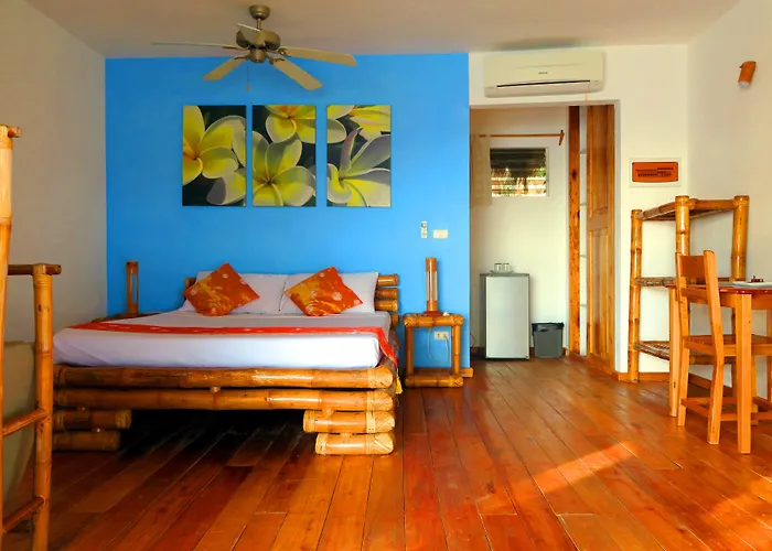 Tepanee Resort 3*